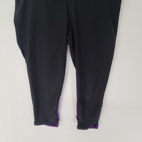 Nike Dri-Fit Women's Cropped Athletic Leggings Black Size XS Workout Athletic - Picture 2 of 7